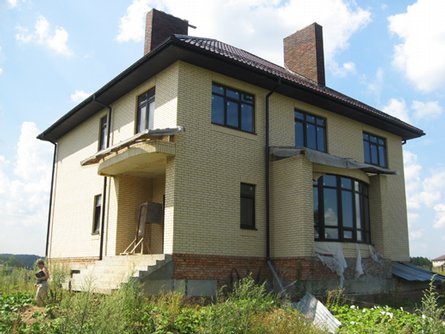 Судебная строительно-техническая экспертиза выполненных строительно-монтажных работ в жилом доме