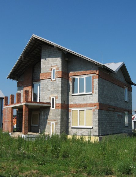 Судебная строительно-техническая экспертиза жилого дома блокированной застройки в Московской области